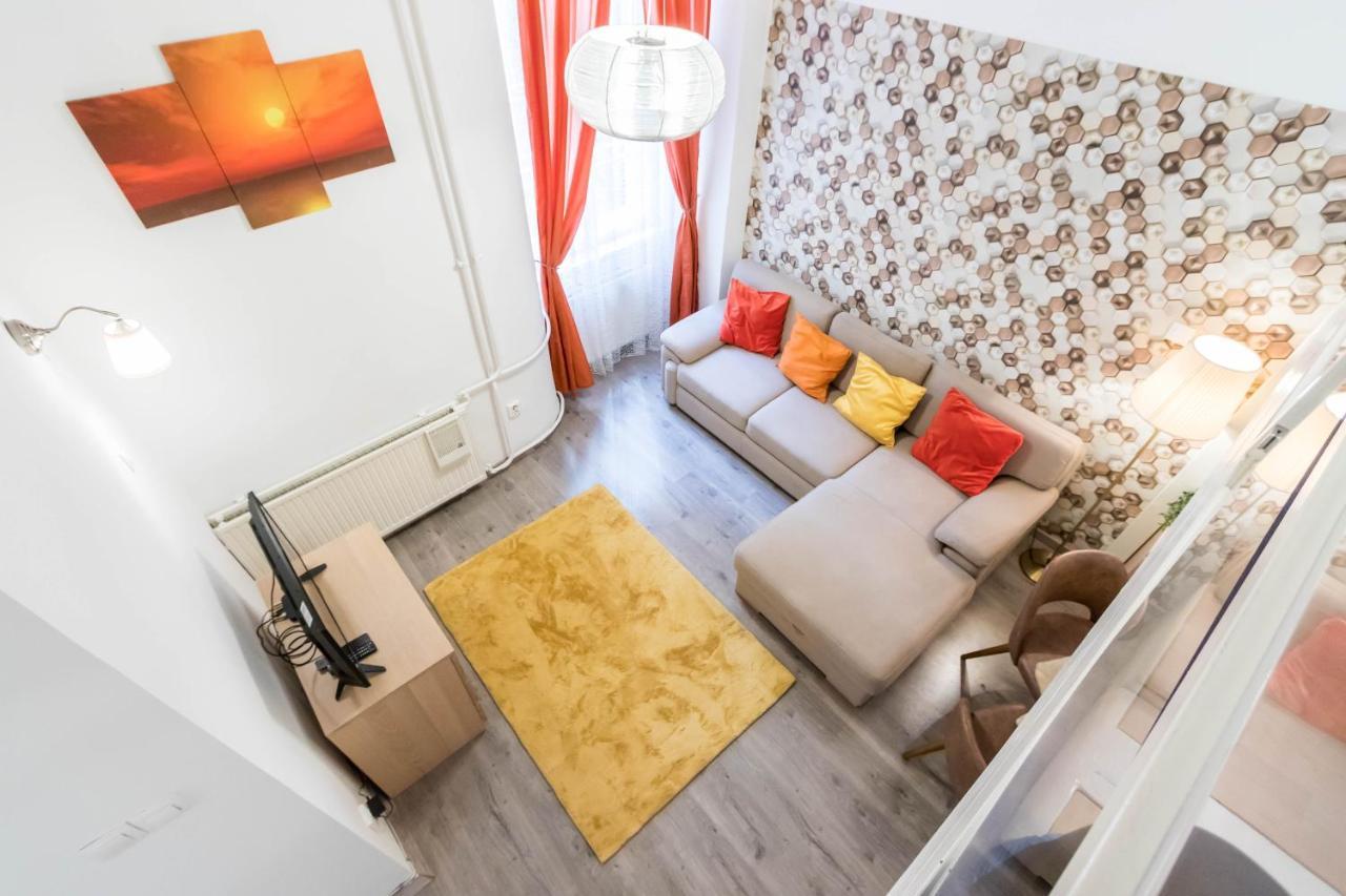 Leda'S Apartment Next To The Danube And Fashion Street Budapest Exterior foto