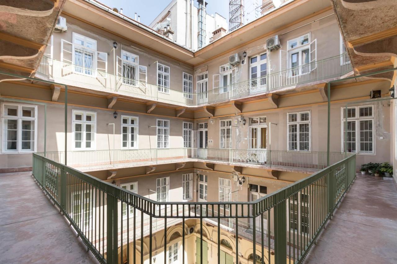 Leda'S Apartment Next To The Danube And Fashion Street Budapest Exterior foto